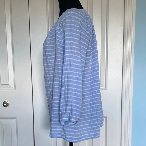 J.Jill Medium 100% Cotton Light Blue And White Striped Button-Up Shirt - Picture 2 of 7